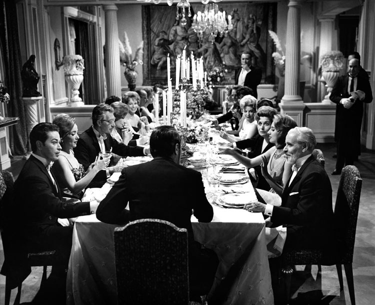 Bunuel Dinner Party Movie : Amazon Com The Exterminating Angel Dvd A Film By Luis Bunuel Movies Tv / But while it might not have a dinner party scene per se, woolf more than earns its place in the canon of awkward mingling movies.